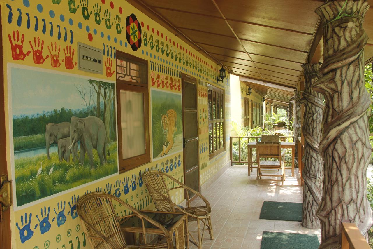 Rhino Land Jungle Lodge سوراها المظهر الخارجي الصورة